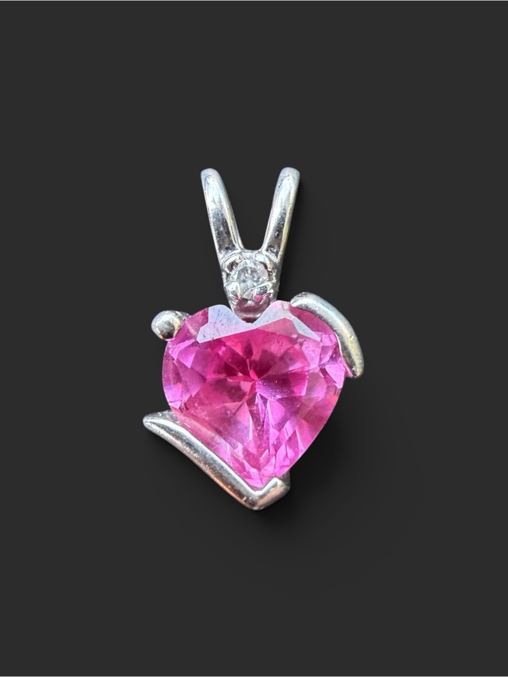 10K White Gold Heart Pendant with Natural Ruby & Diamond – Jeweler Purchased